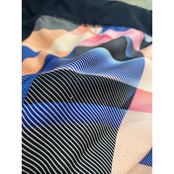 Athleta Shorts Size M - Picture 9 of 9